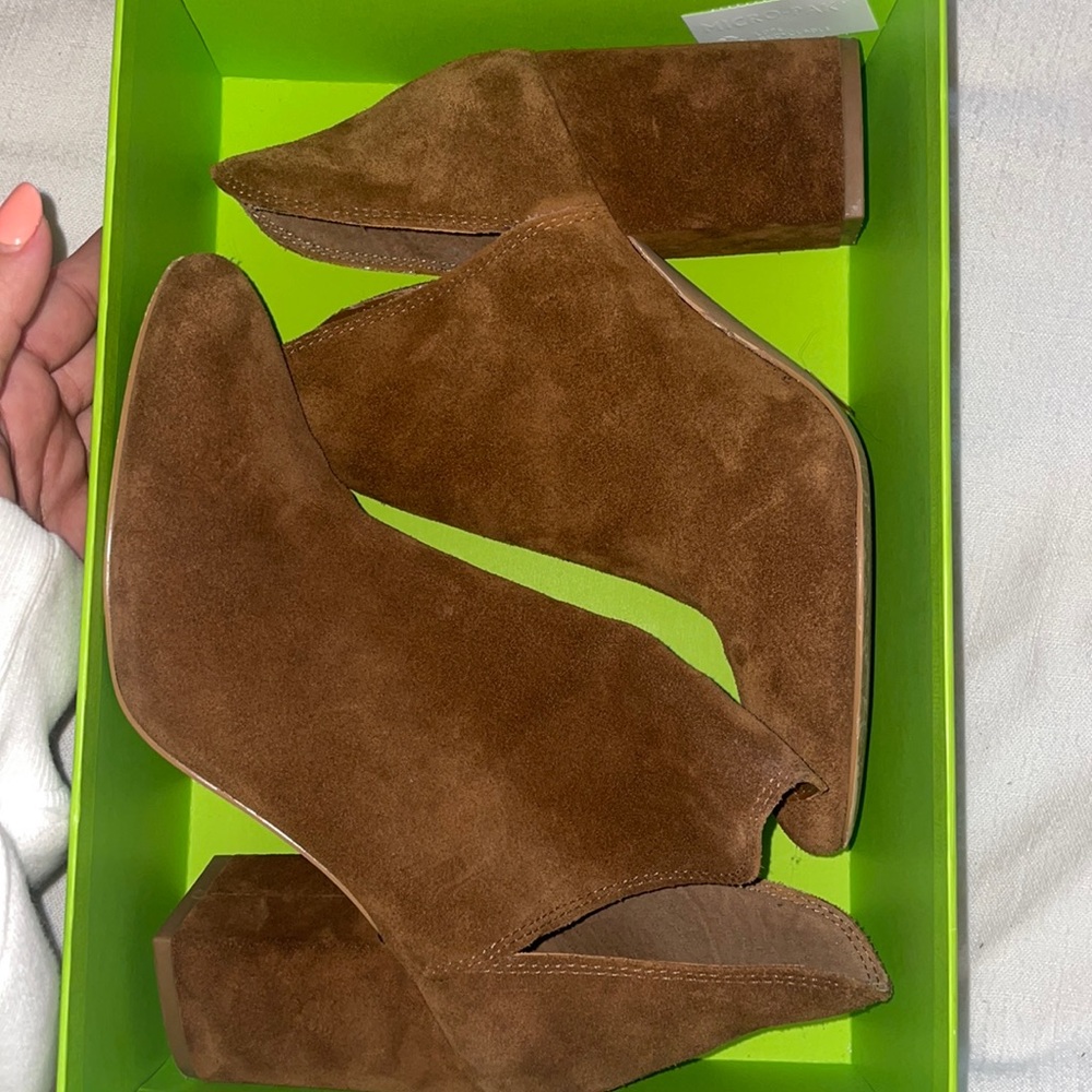 Steve Madden brown suede boots women’s 7.5